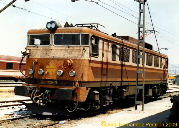 RENFE 269 (Estrella)  001.jpg