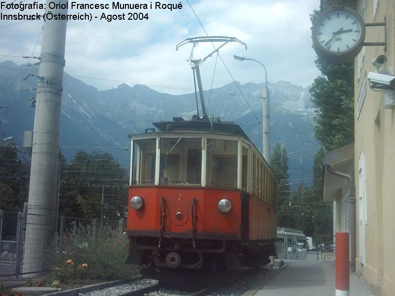 Innsbruck tram.jpg